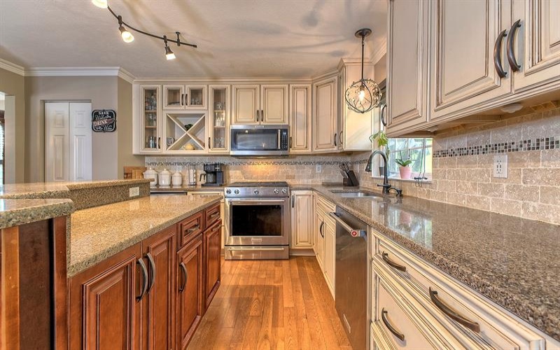162 Janyce DRIVE, Greensburg, 15601, 4 Bedroom Bedrooms, 10 Room Rooms,2.1 BathroomBathrooms,Residential,For Sale,Janyce,1778828
