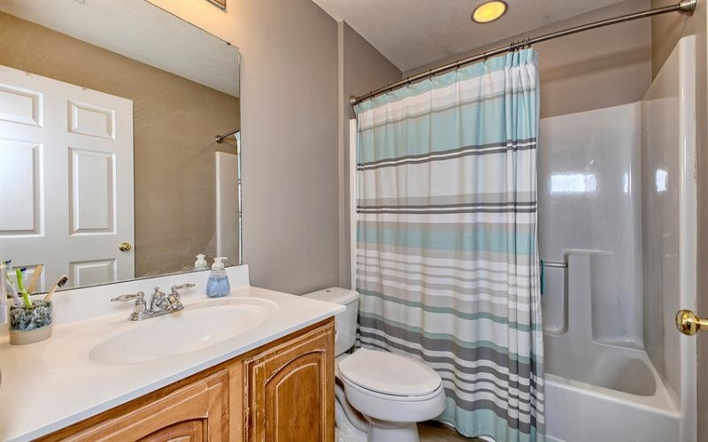 162 Janyce DRIVE, Greensburg, 15601, 4 Bedroom Bedrooms, 10 Room Rooms,2.1 BathroomBathrooms,Residential,For Sale,Janyce,1778828