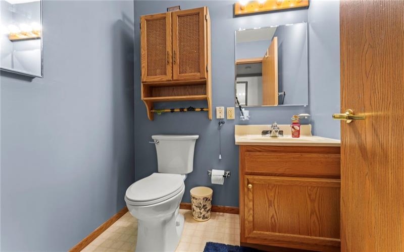 108 Clubhouse Dr, Washington, 15301, 2 Bedroom Bedrooms, 5 Room Rooms,1.1 BathroomBathrooms,Residential,For Sale,Clubhouse Dr,1778844