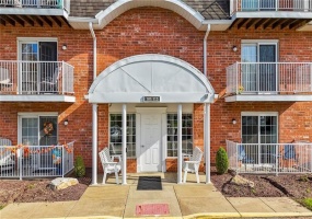 108 Clubhouse Dr, Washington, 15301, 2 Bedroom Bedrooms, 5 Room Rooms,1.1 BathroomBathrooms,Residential,For Sale,Clubhouse Dr,1778844 108 Clubhouse Dr, Washington, 15301, 2 Bedroom Bedrooms, 5 Room Rooms,1.1 BathroomBathrooms,Residential,For Sale,Clubhouse Dr,1778844