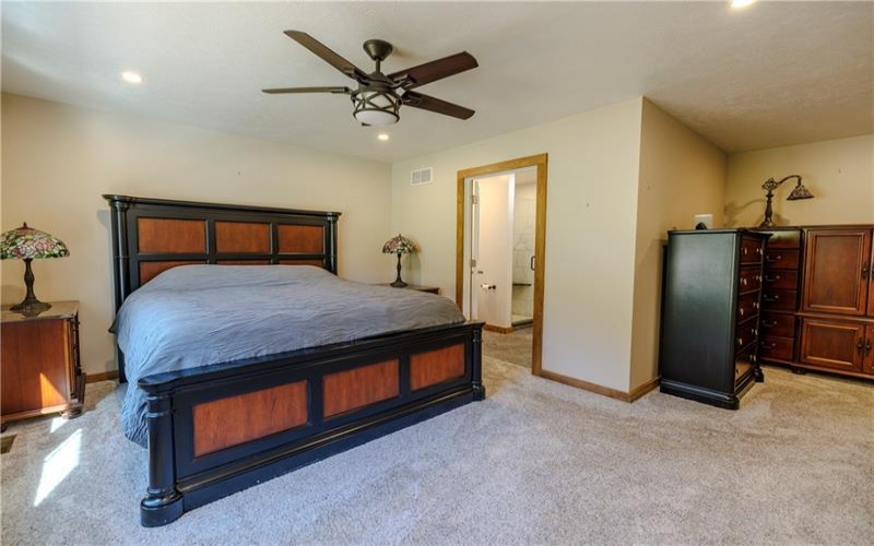 2 Nellie Ave, Dunlevy, 15432, 3 Bedroom Bedrooms, 7 Room Rooms,2.1 BathroomBathrooms,Residential,For Sale,Nellie Ave,1778895