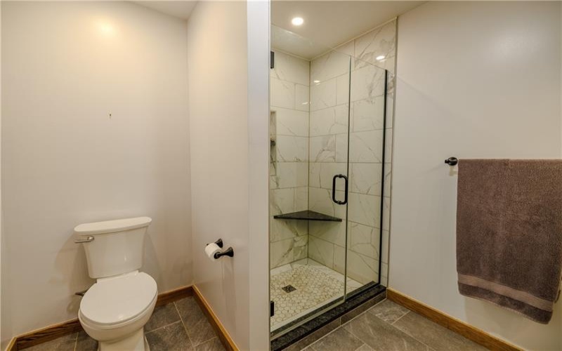 2 Nellie Ave, Dunlevy, 15432, 3 Bedroom Bedrooms, 7 Room Rooms,2.1 BathroomBathrooms,Residential,For Sale,Nellie Ave,1778895