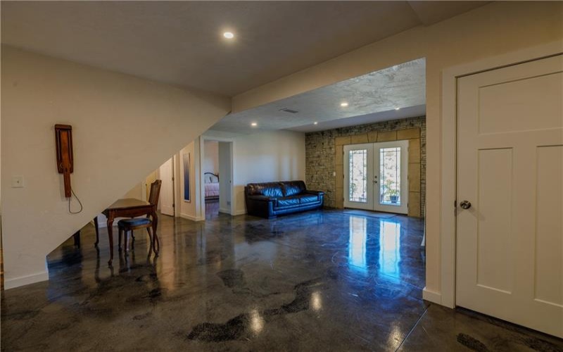 2 Nellie Ave, Dunlevy, 15432, 3 Bedroom Bedrooms, 7 Room Rooms,2.1 BathroomBathrooms,Residential,For Sale,Nellie Ave,1778895