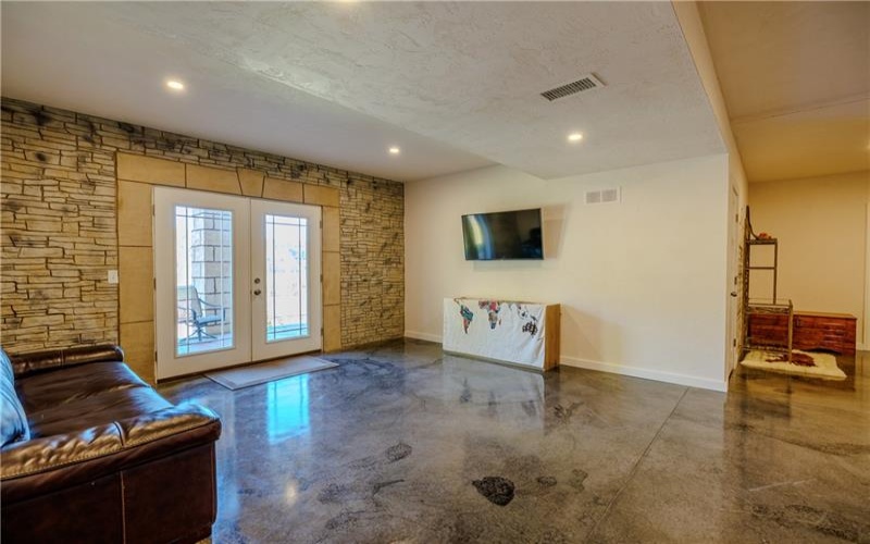 2 Nellie Ave, Dunlevy, 15432, 3 Bedroom Bedrooms, 7 Room Rooms,2.1 BathroomBathrooms,Residential,For Sale,Nellie Ave,1778895