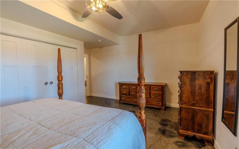 2 Nellie Ave, Dunlevy, 15432, 3 Bedroom Bedrooms, 7 Room Rooms,2.1 BathroomBathrooms,Residential,For Sale,Nellie Ave,1778895