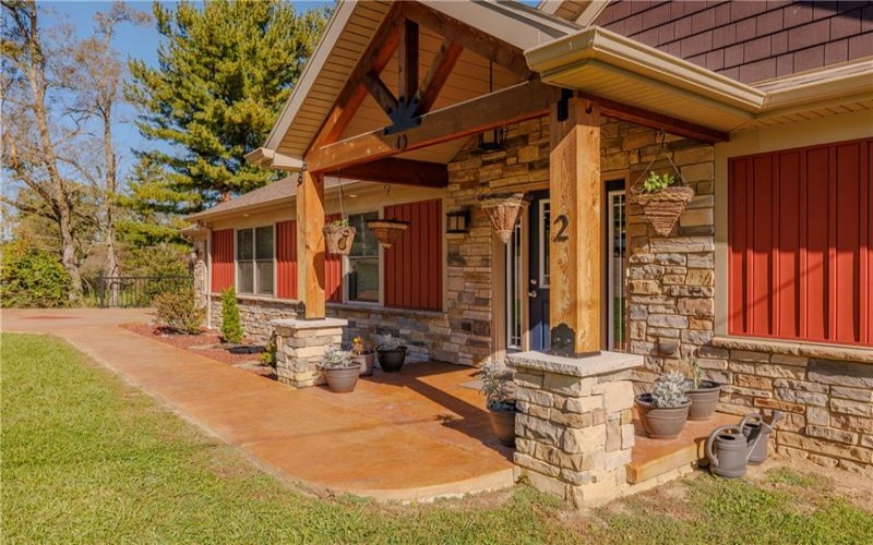2 Nellie Ave, Dunlevy, 15432, 3 Bedroom Bedrooms, 7 Room Rooms,2.1 BathroomBathrooms,Residential,For Sale,Nellie Ave,1778895