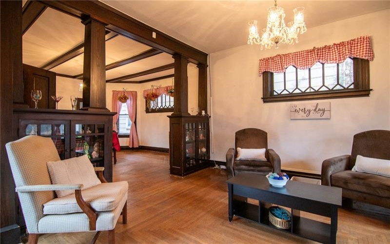 222 2nd St, Jeannette, 15644, 4 Bedroom Bedrooms, 7 Room Rooms,1.1 BathroomBathrooms,Residential,For Sale,2nd St,1778950
