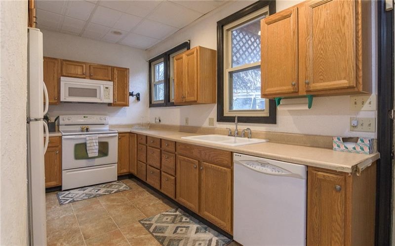 222 2nd St, Jeannette, 15644, 4 Bedroom Bedrooms, 7 Room Rooms,1.1 BathroomBathrooms,Residential,For Sale,2nd St,1778950