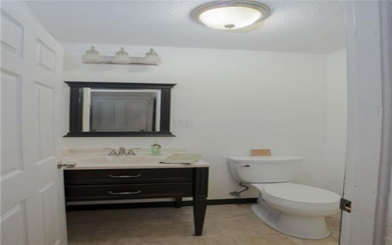 222 2nd St, Jeannette, 15644, 4 Bedroom Bedrooms, 7 Room Rooms,1.1 BathroomBathrooms,Residential,For Sale,2nd St,1778950