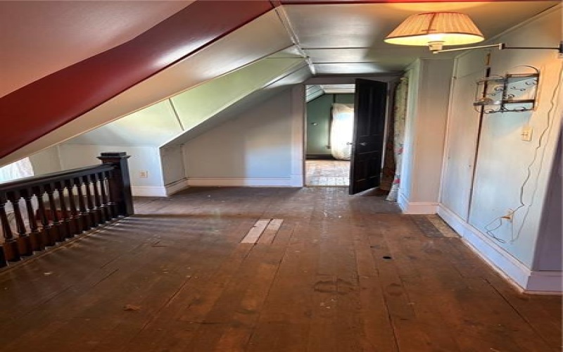 222 2nd St, Jeannette, 15644, 4 Bedroom Bedrooms, 7 Room Rooms,1.1 BathroomBathrooms,Residential,For Sale,2nd St,1778950