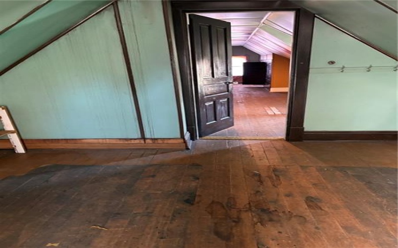 222 2nd St, Jeannette, 15644, 4 Bedroom Bedrooms, 7 Room Rooms,1.1 BathroomBathrooms,Residential,For Sale,2nd St,1778950
