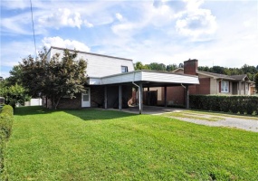 207 Scott St, Charleroi, 15022, 4 Bedroom Bedrooms, ,2 BathroomBathrooms,Residential,For Sale,Scott St,1778953
