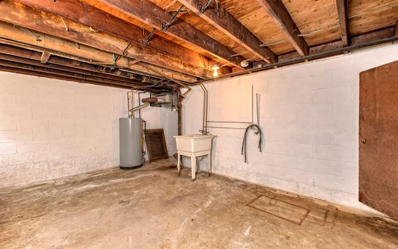 912-914 Chestnut STREET, Latrobe, 15650, ,Multi-unit,For Sale,Chestnut,1778995