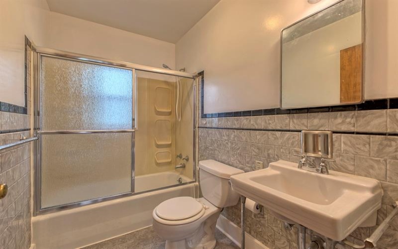 912-914 Chestnut STREET, Latrobe, 15650, ,Multi-unit,For Sale,Chestnut,1778995