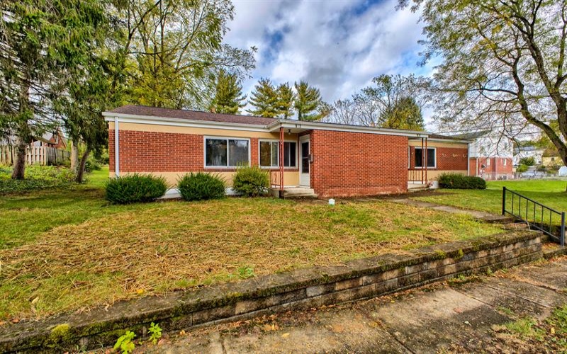 912-914 Chestnut STREET, Latrobe, 15650, ,Multi-unit,For Sale,Chestnut,1778995