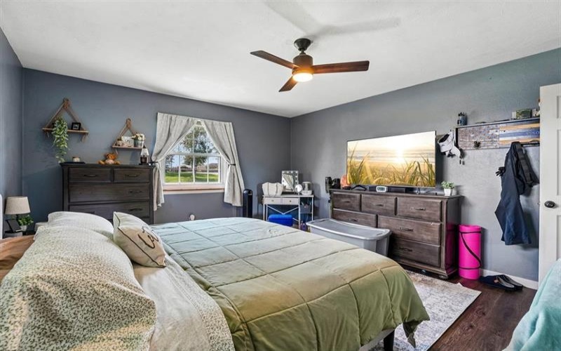 228 Walnut STREET, Houston, 15342, 3 Bedroom Bedrooms, 7 Room Rooms,2 BathroomBathrooms,Residential,For Sale,Walnut,1779014