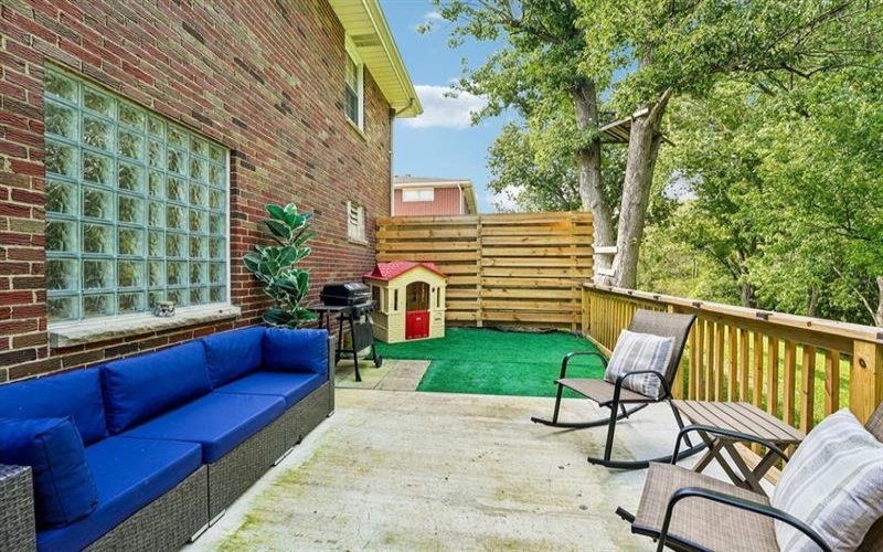 228 Walnut STREET, Houston, 15342, 3 Bedroom Bedrooms, 7 Room Rooms,2 BathroomBathrooms,Residential,For Sale,Walnut,1779014