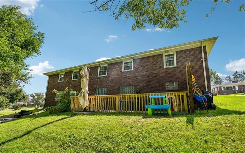 228 Walnut STREET, Houston, 15342, 3 Bedroom Bedrooms, 7 Room Rooms,2 BathroomBathrooms,Residential,For Sale,Walnut,1779014