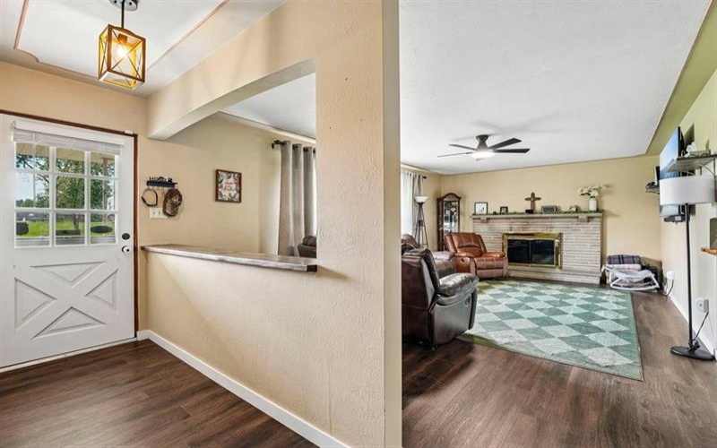 228 Walnut STREET, Houston, 15342, 3 Bedroom Bedrooms, 7 Room Rooms,2 BathroomBathrooms,Residential,For Sale,Walnut,1779014