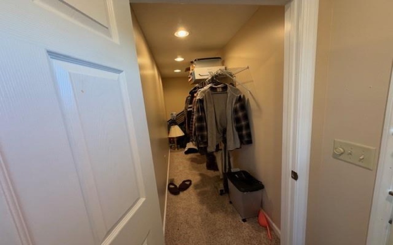 300 Clarendon Ave, Uniontown, 15401, 3 Bedroom Bedrooms, ,2.1 BathroomBathrooms,Residential,For Sale,Clarendon Ave,1778696