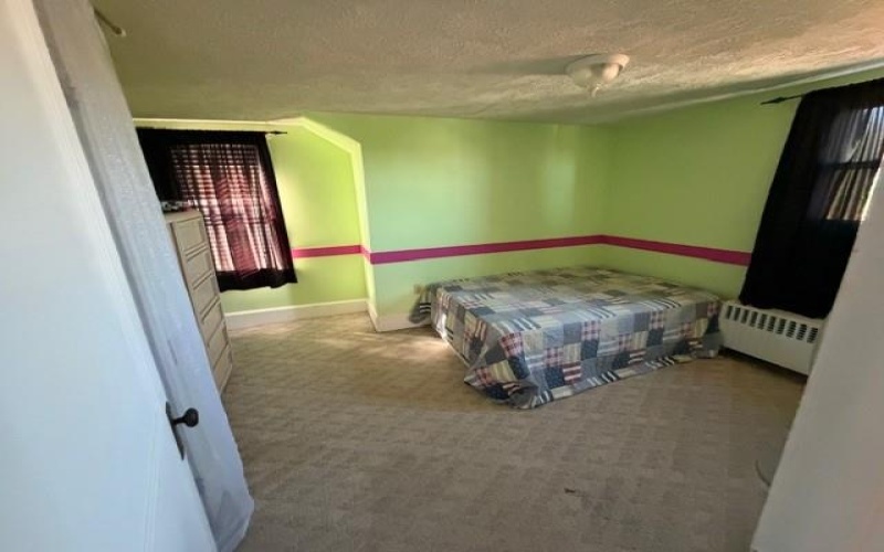300 Clarendon Ave, Uniontown, 15401, 3 Bedroom Bedrooms, ,2.1 BathroomBathrooms,Residential,For Sale,Clarendon Ave,1778696