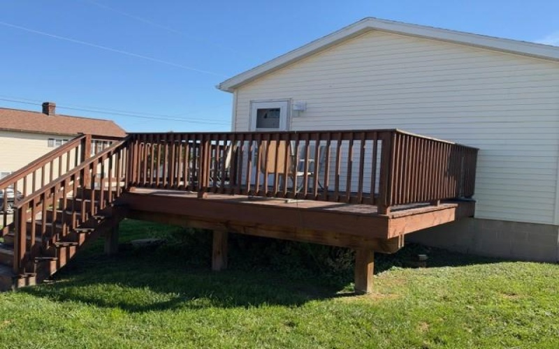 300 Clarendon Ave, Uniontown, 15401, 3 Bedroom Bedrooms, ,2.1 BathroomBathrooms,Residential,For Sale,Clarendon Ave,1778696