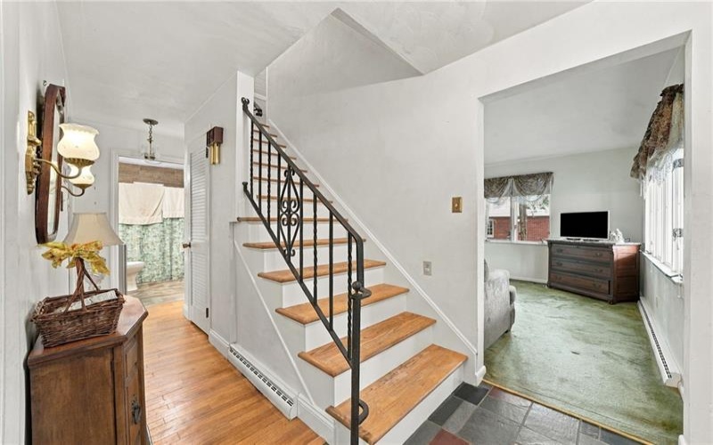 824 Spring Street, Latrobe, 15650, 4 Bedroom Bedrooms, 9 Room Rooms,3.1 BathroomBathrooms,Residential,For Sale,Spring Street,1779159
