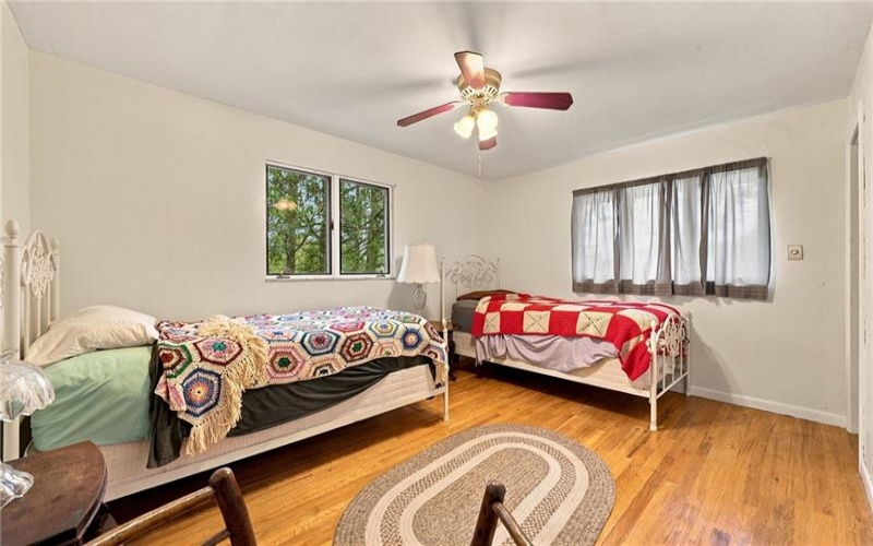 824 Spring Street, Latrobe, 15650, 4 Bedroom Bedrooms, 9 Room Rooms,3.1 BathroomBathrooms,Residential,For Sale,Spring Street,1779159