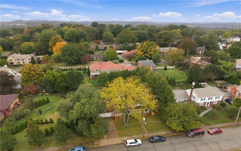 824 Spring Street, Latrobe, 15650, 4 Bedroom Bedrooms, 9 Room Rooms,3.1 BathroomBathrooms,Residential,For Sale,Spring Street,1779159