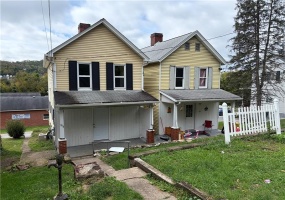 353-355 3rd St, Webster, 15087, 2 Bedroom Bedrooms, 4 Room Rooms,1 BathroomBathrooms,Residential,For Sale,3rd St,1779183
