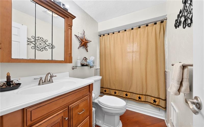 28 Pennsylvania Blvd, Monessen, 15062, 3 Bedroom Bedrooms, 9 Room Rooms,2 BathroomBathrooms,Residential,For Sale,Pennsylvania Blvd,1779192