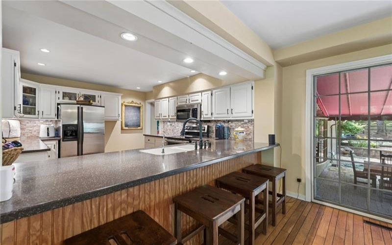 114 Sunrise Lane, Ligonier, 15658, 3 Bedroom Bedrooms, 10 Room Rooms,3.1 BathroomBathrooms,Residential,For Sale,Sunrise Lane,1779197