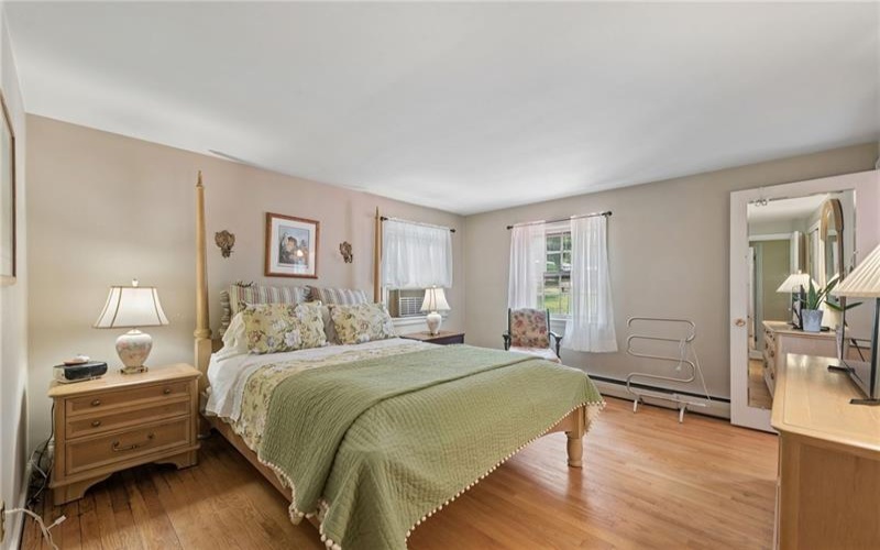 114 Sunrise Lane, Ligonier, 15658, 3 Bedroom Bedrooms, 10 Room Rooms,3.1 BathroomBathrooms,Residential,For Sale,Sunrise Lane,1779197