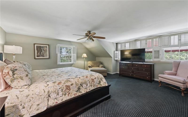114 Sunrise Lane, Ligonier, 15658, 3 Bedroom Bedrooms, 10 Room Rooms,3.1 BathroomBathrooms,Residential,For Sale,Sunrise Lane,1779197