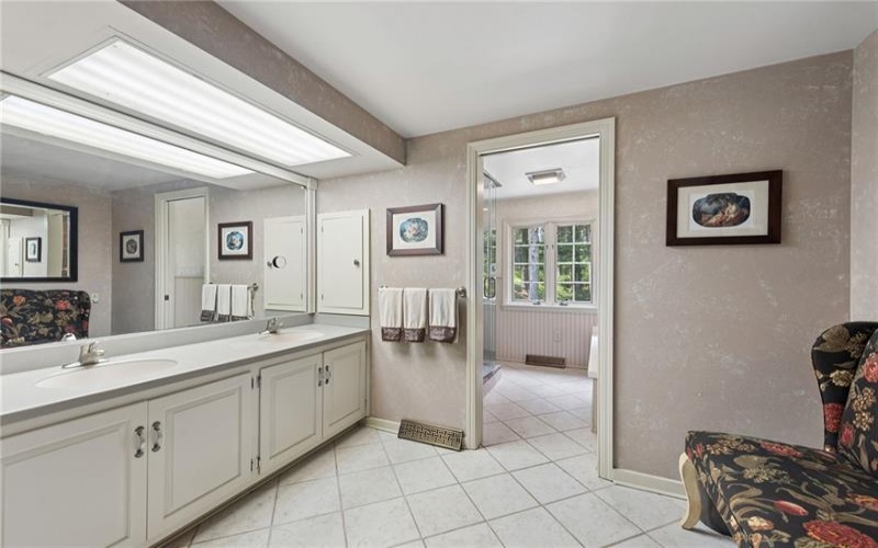 114 Sunrise Lane, Ligonier, 15658, 3 Bedroom Bedrooms, 10 Room Rooms,3.1 BathroomBathrooms,Residential,For Sale,Sunrise Lane,1779197