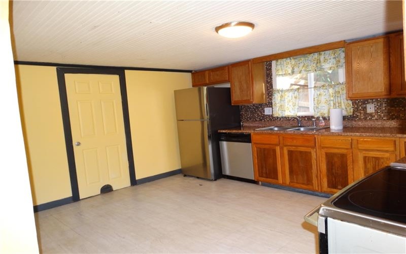 114 Beallsville Rd, Bentleyville, 15314, 3 Bedroom Bedrooms, ,1.1 BathroomBathrooms,Residential,For Sale,Beallsville Rd,1779232