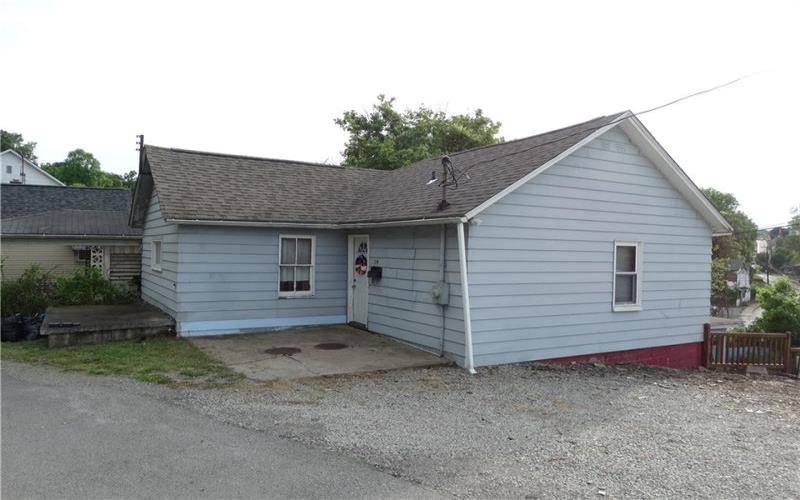 114 Beallsville Rd, Bentleyville, 15314, 3 Bedroom Bedrooms, ,1.1 BathroomBathrooms,Residential,For Sale,Beallsville Rd,1779232