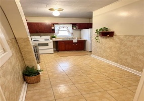 520 W Smithfield, Mt. Pleasant, 15666, 2 Bedroom Bedrooms, ,1 BathroomBathrooms,Lease,For Rent,W Smithfield,1779235