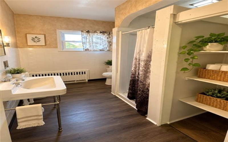 520 W Smithfield, Mt. Pleasant, 15666, 2 Bedroom Bedrooms, ,1 BathroomBathrooms,Lease,For Rent,W Smithfield,1779235