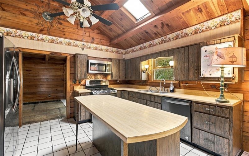 299 Fishpot Rd, Fredericktown, 15333, 4 Bedroom Bedrooms, 12 Room Rooms,1.1 BathroomBathrooms,Residential,For Sale,Fishpot Rd,1779272