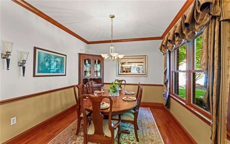 1004 Skyline Dr, Canonsburg, 15317, 4 Bedroom Bedrooms, 12 Room Rooms,3.1 BathroomBathrooms,Residential,For Sale,Skyline Dr,1779332