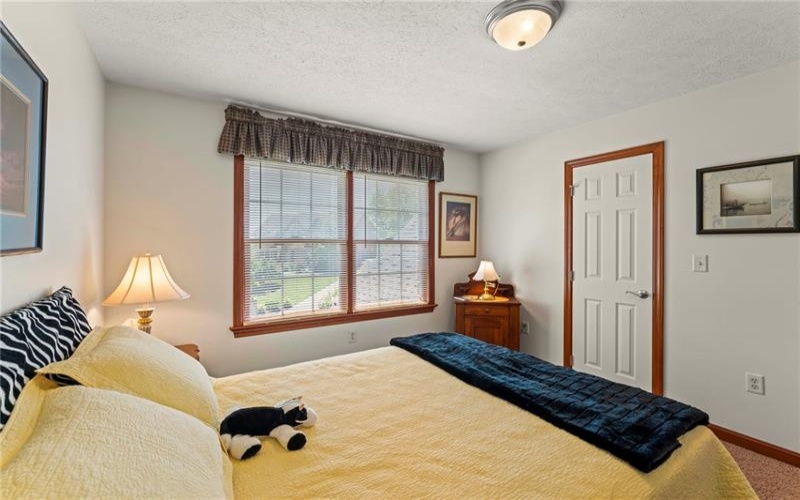 1004 Skyline Dr, Canonsburg, 15317, 4 Bedroom Bedrooms, 12 Room Rooms,3.1 BathroomBathrooms,Residential,For Sale,Skyline Dr,1779332