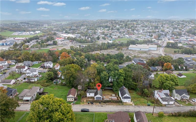 99 Charles St, Washington, 15301, 3 Bedroom Bedrooms, 6 Room Rooms,2 BathroomBathrooms,Residential,For Sale,Charles St,1778932