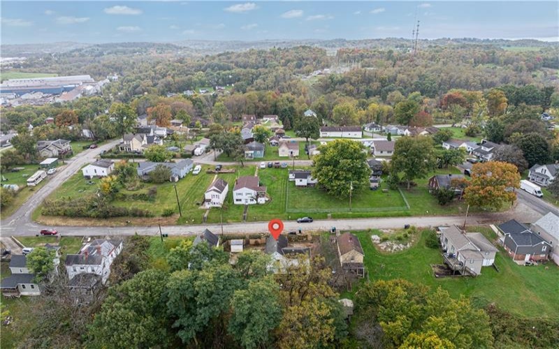 99 Charles St, Washington, 15301, 3 Bedroom Bedrooms, 6 Room Rooms,2 BathroomBathrooms,Residential,For Sale,Charles St,1778932