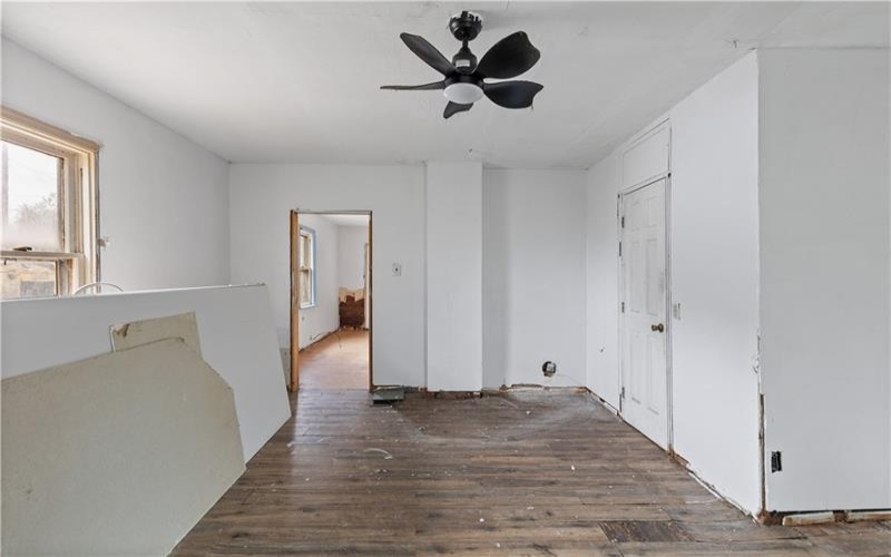 99 Charles St, Washington, 15301, 3 Bedroom Bedrooms, 6 Room Rooms,2 BathroomBathrooms,Residential,For Sale,Charles St,1778932