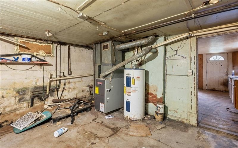 99 Charles St, Washington, 15301, 3 Bedroom Bedrooms, 6 Room Rooms,2 BathroomBathrooms,Residential,For Sale,Charles St,1778932