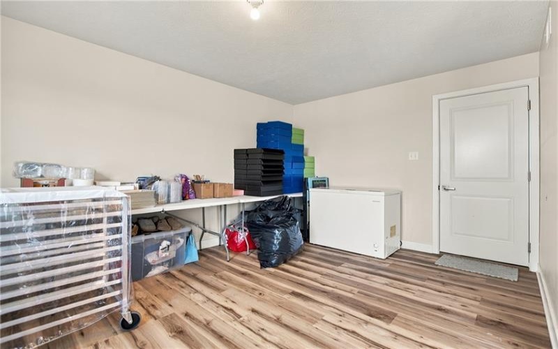 218 Yellowwood Ct, Washington, 15301, 3 Bedroom Bedrooms, 9 Room Rooms,2.1 BathroomBathrooms,Residential,For Sale,Yellowwood Ct,1779384