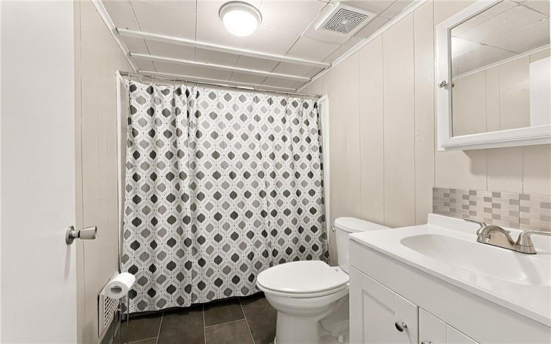 107 Collier Street, Greensburg, 15601, ,Multi-unit,For Sale,Collier Street,1779385