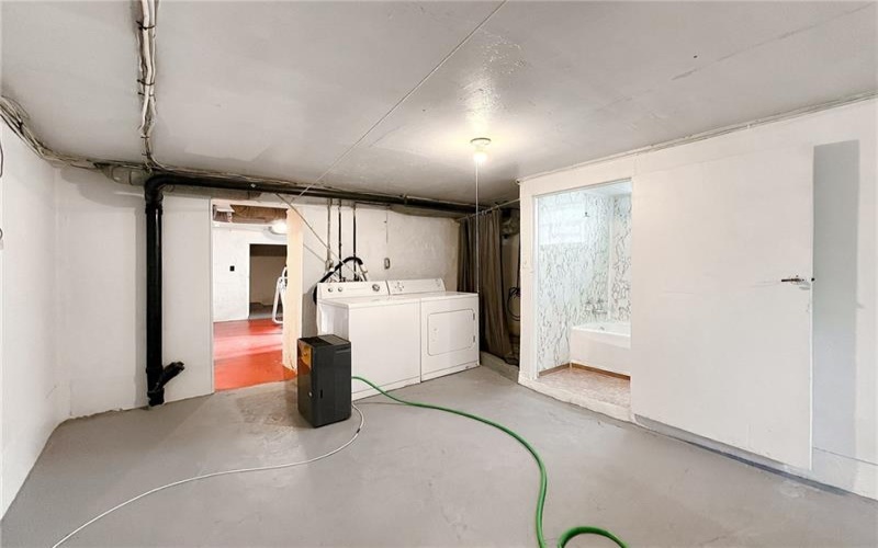 107 Collier Street, Greensburg, 15601, ,Multi-unit,For Sale,Collier Street,1779385