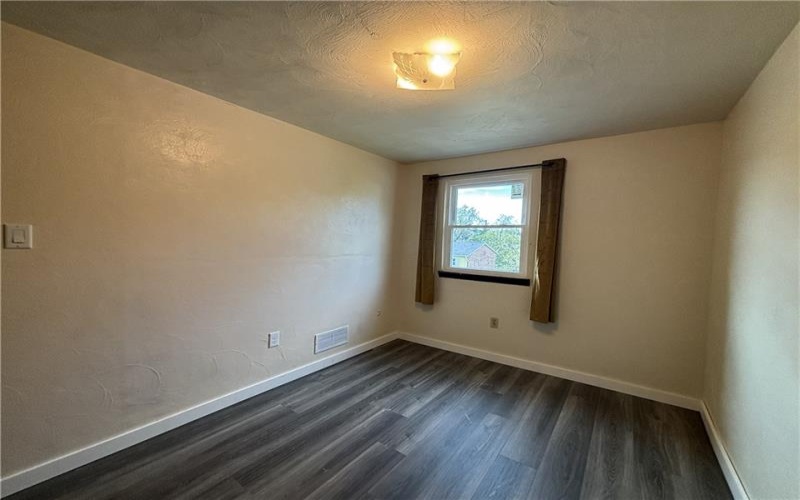971 Academy Heights Dr, Greensburg, 15601, 3 Bedroom Bedrooms, ,1.1 BathroomBathrooms,Lease,For Rent,Academy Heights Dr,1779386